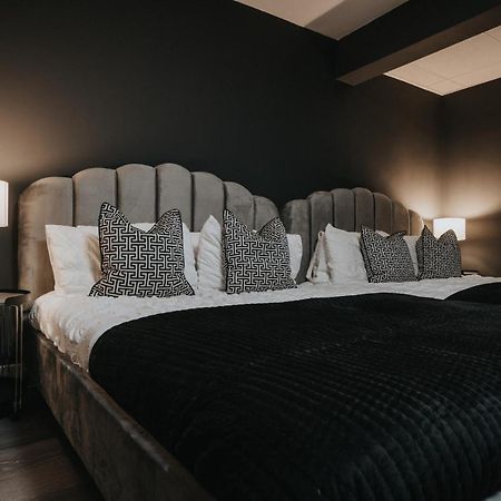 Vip City Centre Apartment With Secure Free Parking Liverpool Exterior photo
