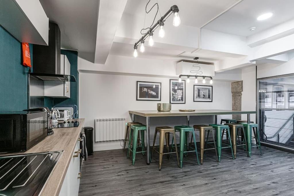 Vip City Centre Apartment With Secure Free Parking Liverpool Exterior photo